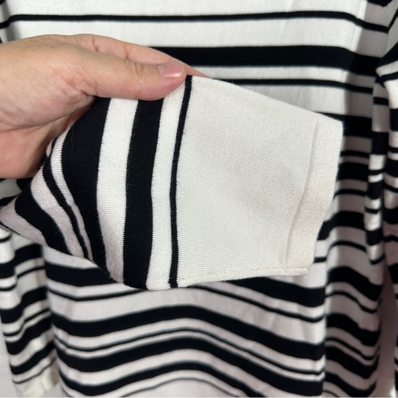 Chico's sz. 2 (Lg) boat neck sweater, cream with black stripes, long sleeve - Picture 4 of 8